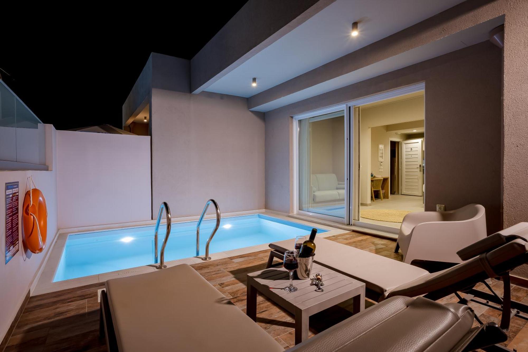 Sarpidon Suites Agia Marina  Exterior photo