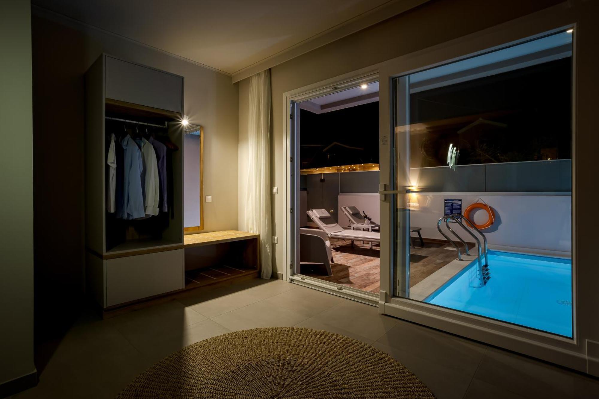 Sarpidon Suites Agia Marina  Exterior photo