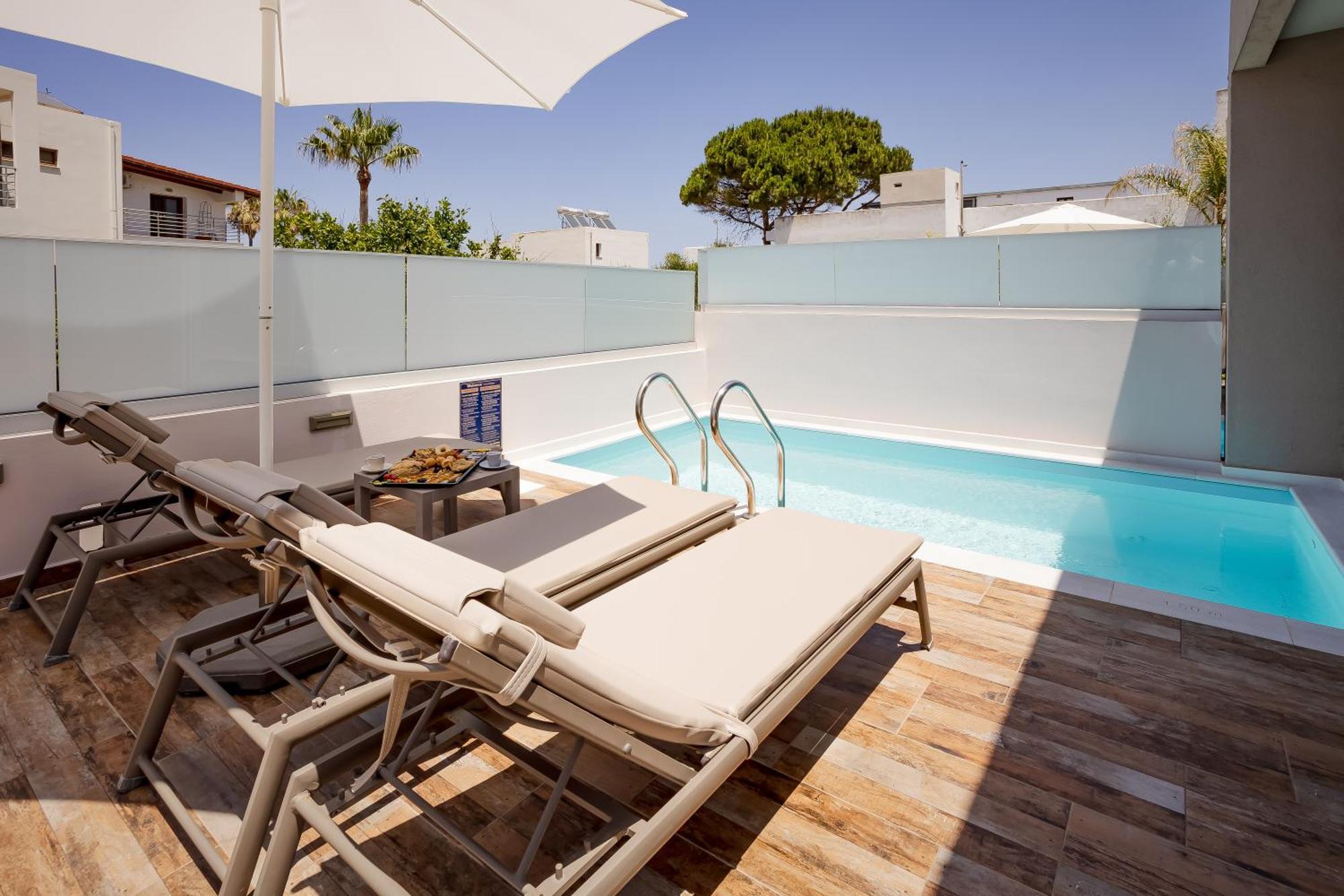 Sarpidon Suites Agia Marina  Exterior photo