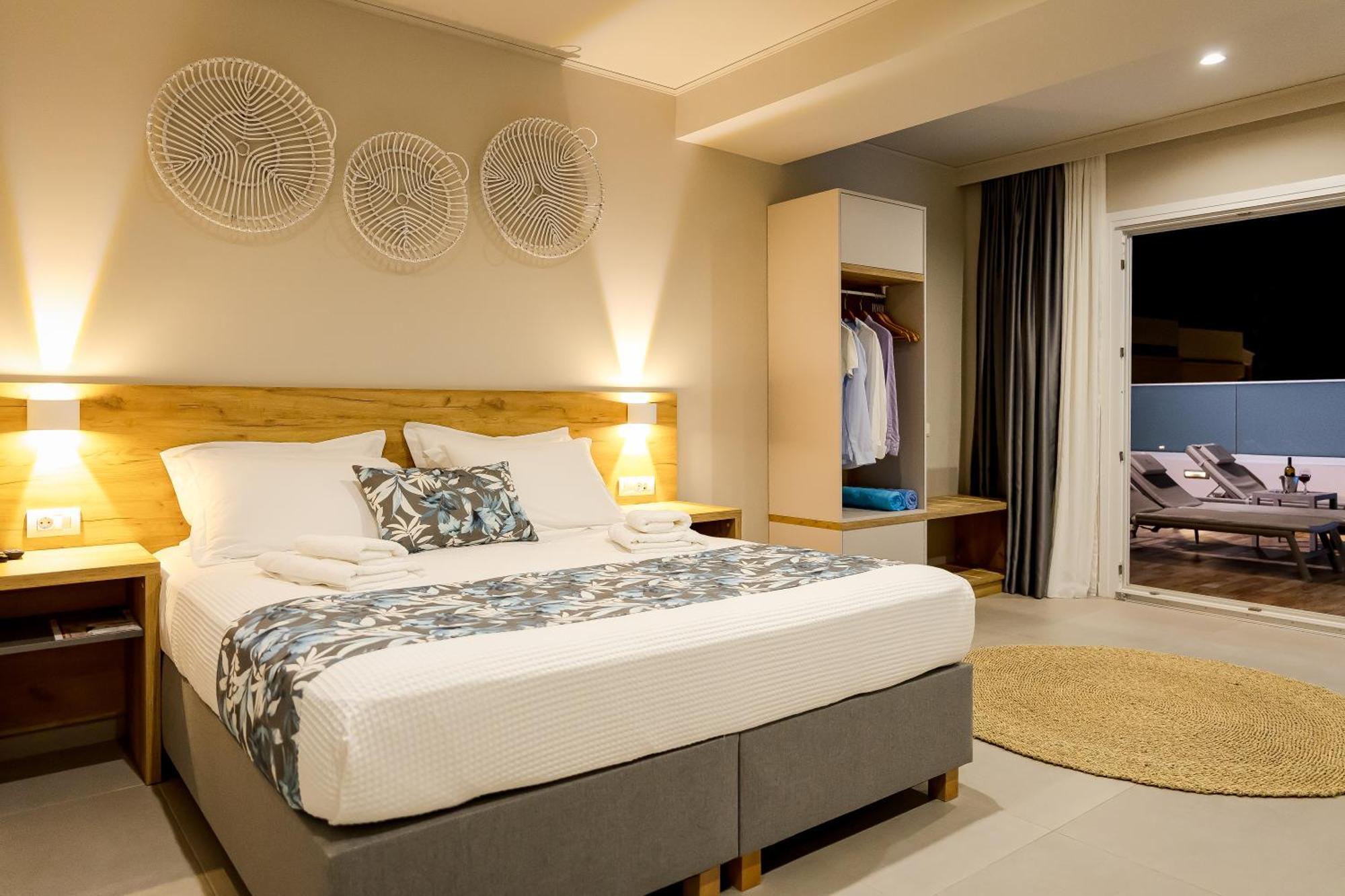 Sarpidon Suites Agia Marina  Exterior photo
